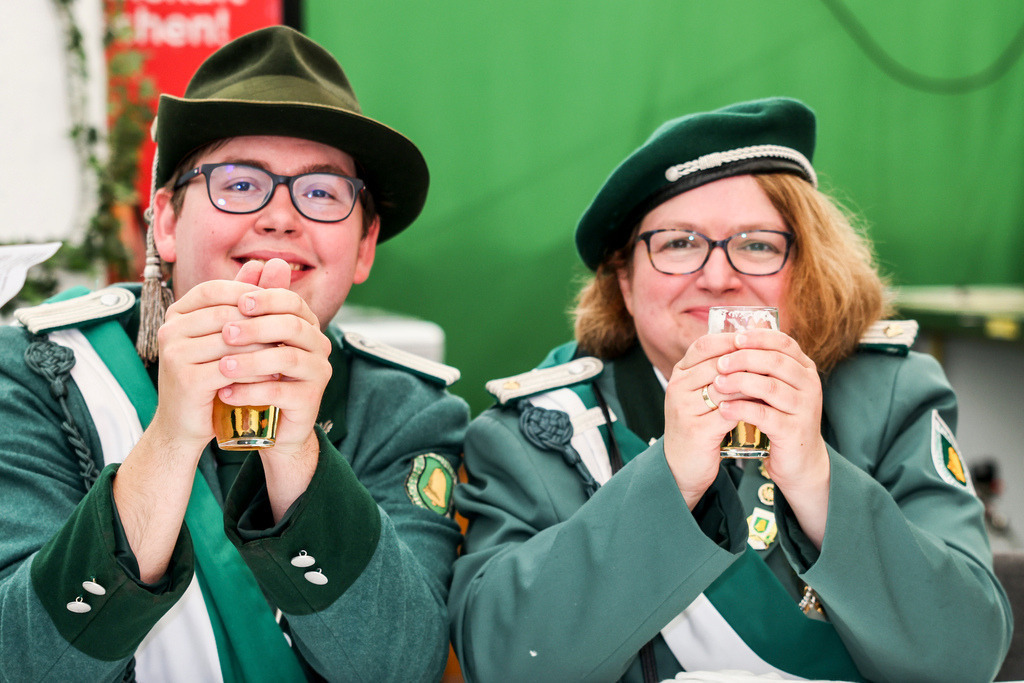 top-top.de 240516-147 | Foto, Video, Fotografie, Videografie, Fotobox, DJ, Discjockey, Musik, Musikbox, Veranstaltung, Photobooth, Amazon, Ebay, Buchtipp, Bestseller, Autor, Verlag, Buch, Wesel, Hamminkeln, NRW, Dinslaken, Rees, Drohne, Hochzeit, Party, Fotobox, Wesel, Fotograf