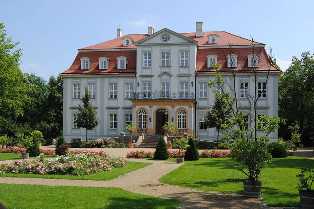 Bildlexikon Leipzig - Neuseenland | Das Team hinter BILDLEXIKON LEIPZIG bündelt historische wie aktuelle Informationen über die Stadt Leipzig in Text und Bild auf einer Plattform und stellt diese der interessierten Öffentlichkeit zur Verfügung.