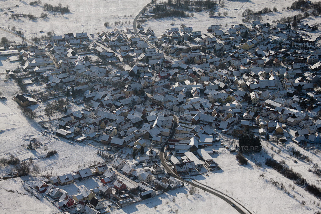 Ortsansicht | Luftbild: Ortsansicht im Ortsteil Büchelberg in Wörth im Bundesland Rheinland-Pfalz in Deutschland. Foto: IMG_36114.jpg vom 02.01.2011 durch Werner Riehm/FLY-FOTO.de - Realisiert mit Pictrs.com