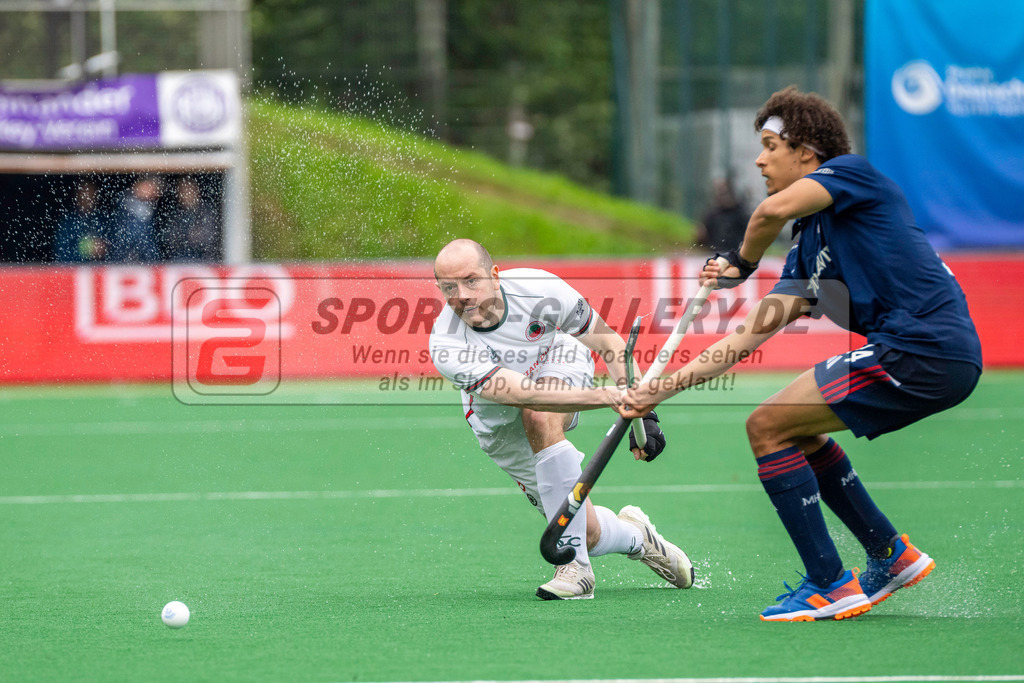 Final4_20240518-1952-0065 | Bonn, Deutschland, 18.05.2024:  in Aktion waehrend des Spiels der Deutsche Feldhockey-Meisterschaften 2024 zwischen Final 4 Herren Mannheimer HC - Crefelder HTC im Bonner THV am 18.05.2024 in Bonn, Deutschland. (Foto von Stephan Fehrmann)

Bonn, Germany, 18.05.2024:  in action during the game of Deutsche Feldhockey-Meisterschaften 2024 between Final 4 Herren Mannheimer HC - Crefelder HTC in Bonner THV at 18.05.2024 in Bonn, Deutschland. (Foto from Stephan Fehrmann)