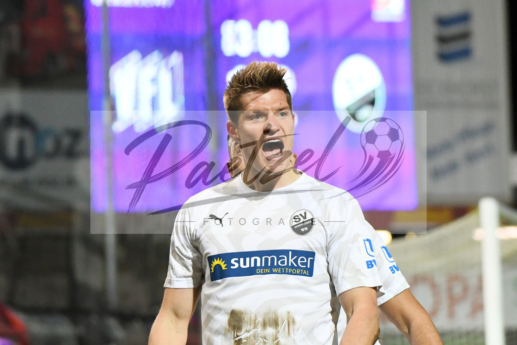 20200129_OSNSVS_0076JPG | Fußball, Herren: Kevin Behrens (SV Sandhausen) Torjubel, jubelt nach seinem Tor zum 1:3 beim Spiel der 2. Bundesliga zwischen VfL Osnabrück vs. SV Sandhausen am 29.01.2020 im Stadion an der Bremer Brücke in Osnabrück, Deutschland.(Foto von Nico Paetzel) - Realisiert mit Pictrs.com
