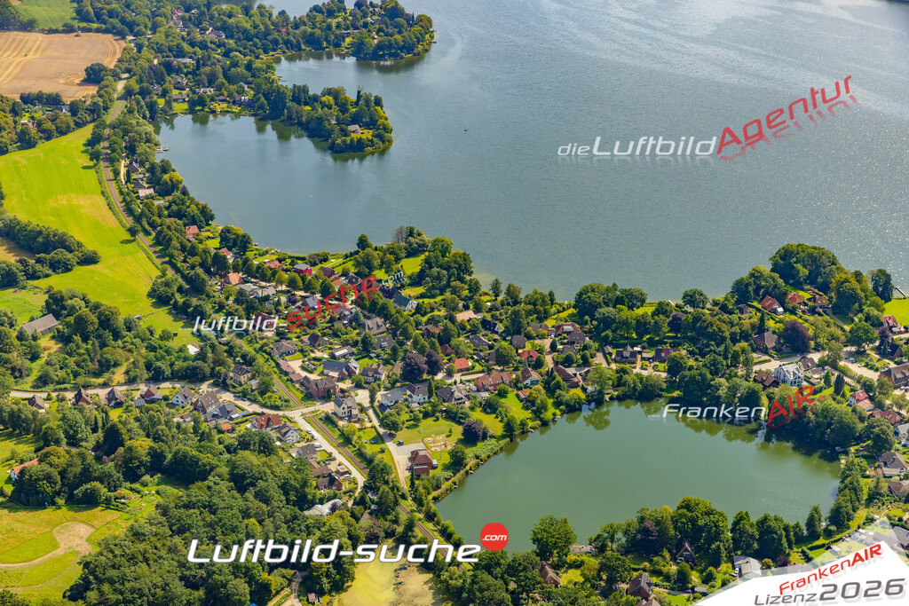 Luftaufnahme Timmdorf Dorfstrasse Malente - Die Luftaufnahme wurde 2025 vom UL-Flugzeug heraus erstellt ( ohne Drohne ) - Hochauflösende Luftaufnahme - für professionelle Ausdrucke geeignet. Die Geschenkidee !Mit Lizenz und Bildrechte bestellbar