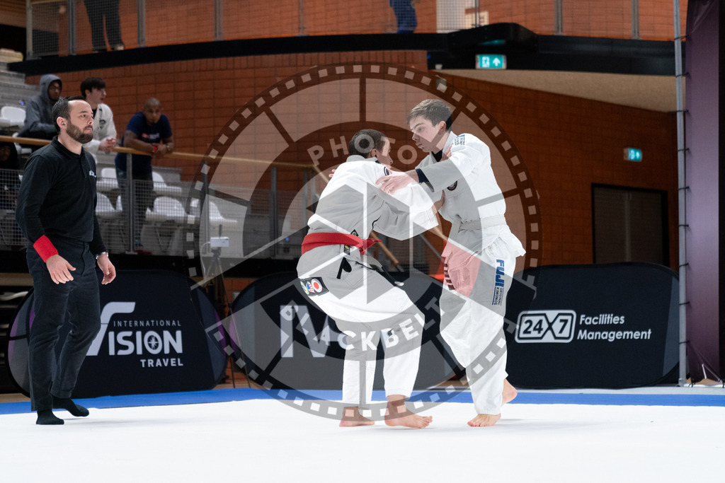 20241012PBB2937 | Athletes compete during the AJP Tour Europe Continental Jiu-Jitsu Youth Championship on October 12, 2024, in Almere near Amsterdam, Netherlands. © Chiara Dazi / photoblackbelt