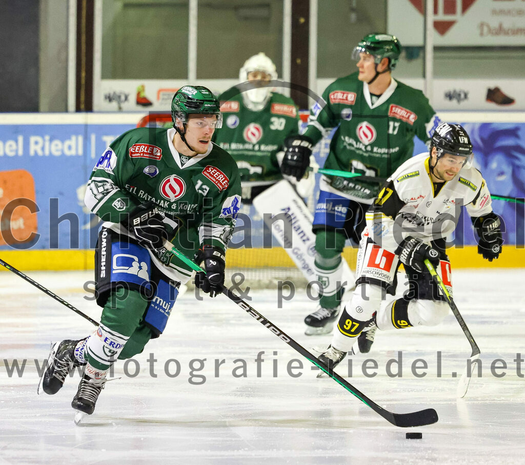 2023-11-17_039_TSV_Erding_gegen_EA_Schongau | Erding, Deutschland, 17.11.2023:
Eishockey, Bayernliga Vorrunde 2023 / 2024, 10. Spieltag, TSV Erding gegen EA Schongau, Endergebnis: 12:4

Michael Franz (Erding Gladiators, #13)

Foto: Christian Riedel / fotografie-riedel.net