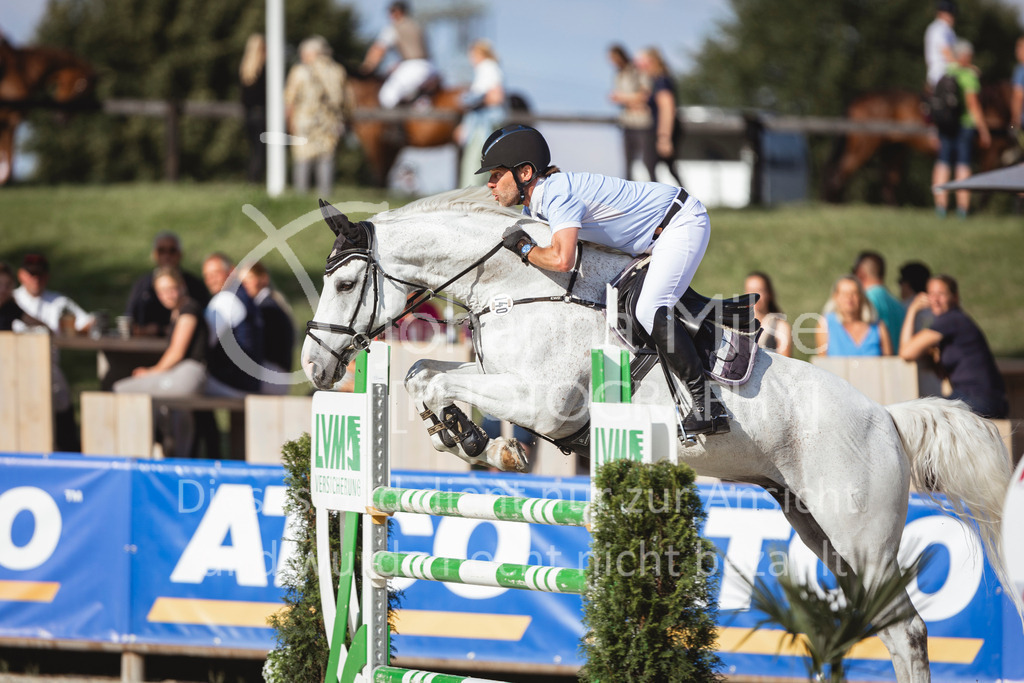 240711_BHO_M1-Spr-1-611 | Deine schönsten Turniermomente als professionelle Fotos! Entdecke hochwertige Pferdesport-Fotografie im Online-Shop. Jetzt Fotos finden & bestellen!