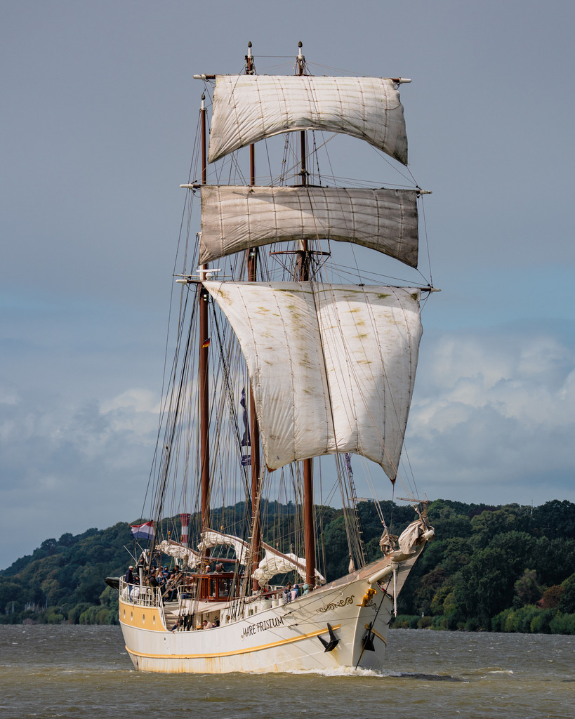 Mare Frisium | Marie Frisium mit bestem Licht und Segeln. - Realisiert mit Pictrs.com