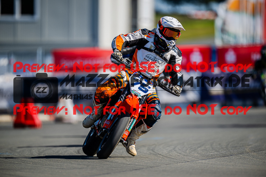 MaZZes_FotoMatrix_220903_1763 | UE40