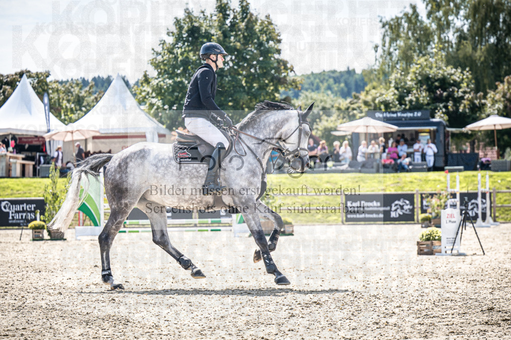 DOS_6198 | Entdecke hochwertige Reitturnierfotos von Foto Oger. Professionell, emotional und authentisch – jetzt Lieblingsmomente im Shop bestellen.Deutschlandweite Turnierfotografie. - Realisiert mit Pictrs.com