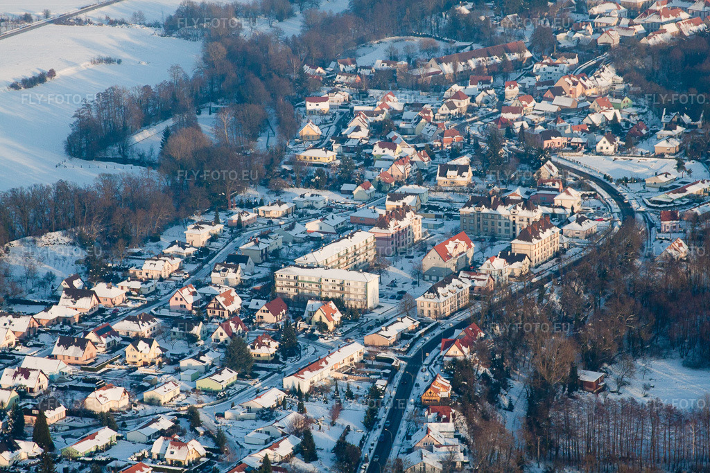 Vue aérienne: Lauterbourg à Scheibenhard dans le département Bas Rhin, France.Photo: IMG_36687.jpg prise le 05/01/2011 par Werner Riehm/FLY-FOTO.euRésolution de l'original: 4752 x 3168 px