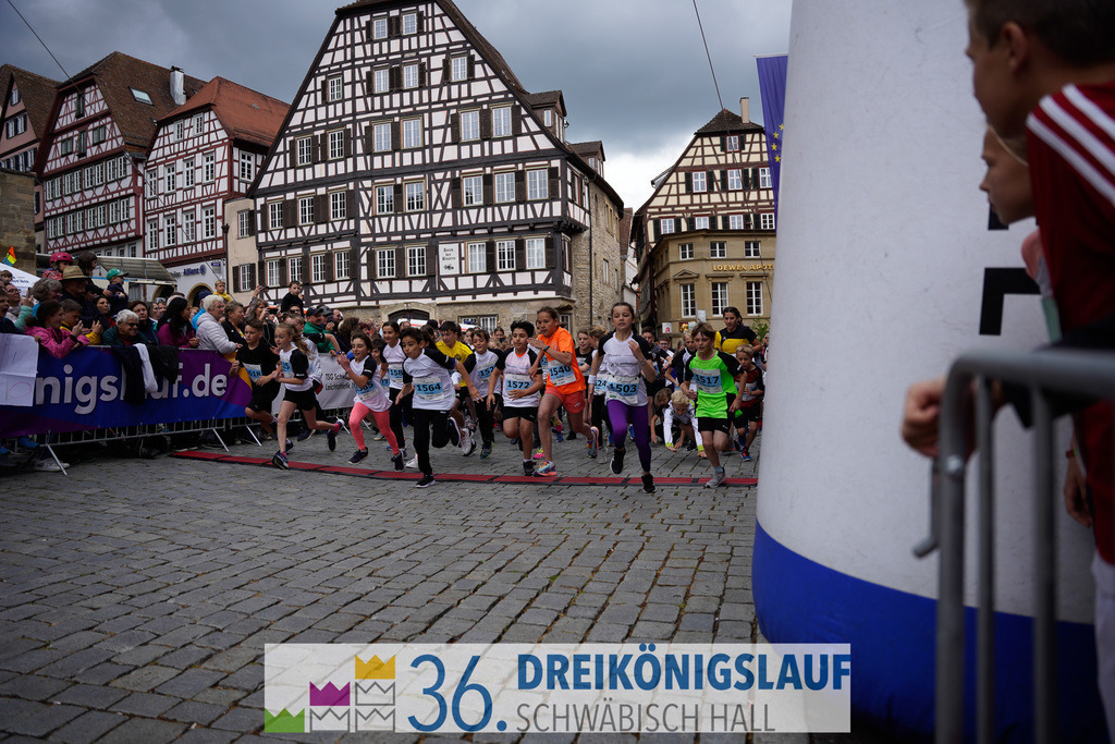 Stadtwerke Schüler und Jugendlauf 1,7km | 3koenigslauf 2022 Stadtwerke Schüler und Jugenlauf 1,7km - Realisiert mit Pictrs.com