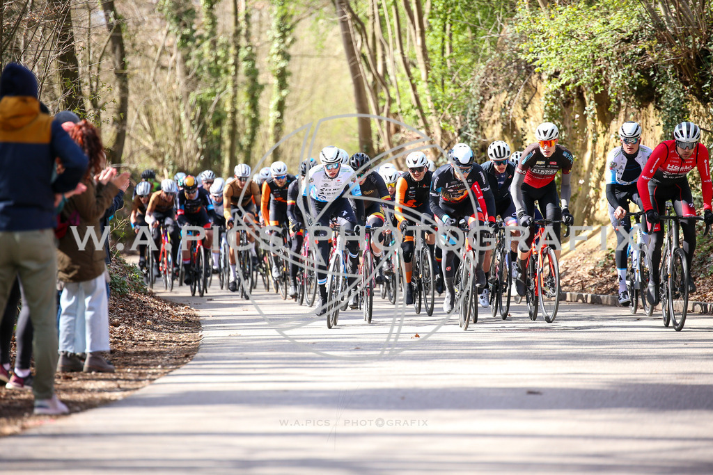 ..... | LEONDING,AUSTRIA,24.März.24 - 63.Radsaisoneröffnungsrennen Leonding Road Cycling League , Image shows: 
Photo: WAPICS / Andreas Willdoner