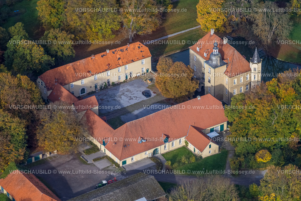 Kamen221012429Heeren-Werve | Luftbild, Schloss Heeren, Herbstwald, Heeren-Werve, Kamen, Ruhrgebiet, Nordrhein-Westfalen, Deutschland