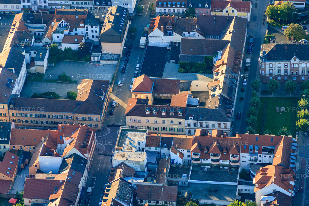 Luftbild: Lilienstr in Germersheim im Bundesland Rheinland-Pfalz in Deutschland. Foto: IMG_59658.jpg vom 04.09.2013 durch Werner Riehm/FLY-FOTO.de