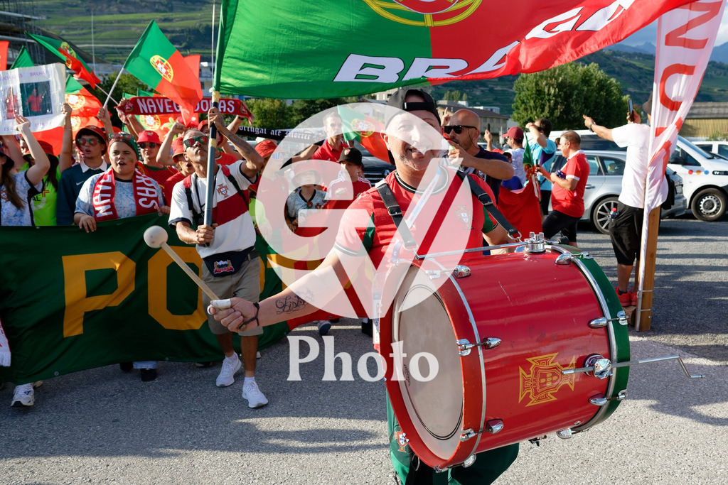 Portugal v Belgium: UEFA Women's EURO 2025 Group B | SION, SWITZERLAND - JULY 11: Fans of Portugal with flags and banner during the UEFA Women's EURO 2025 Group B match between Portugal and Belgium at Stade de Tourbillon on July 11, 2025 in Sion, Switzerland. (Photo by Giuseppe Velletri/Sports Press Photo/Getty Images)
