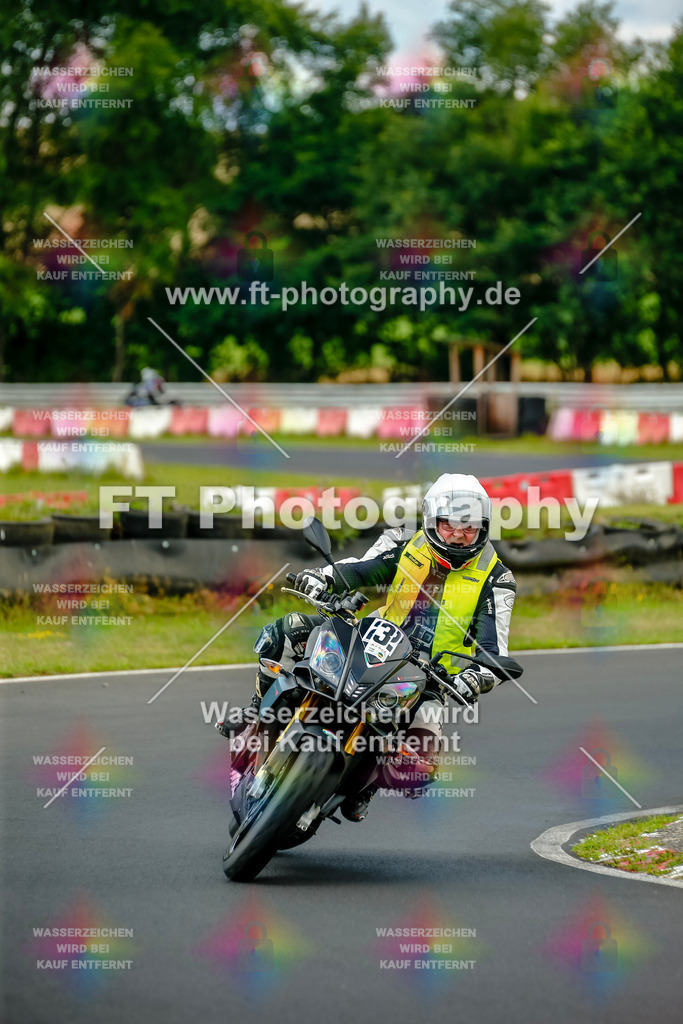 VBK-5010 | Hier findet Ihr Bilder von Touristenfahrten auf der Nürburgring Nordschleife oder von anderen Veranstaltungen die ich besucht habe. Viel Spass beim Durch Schauen 