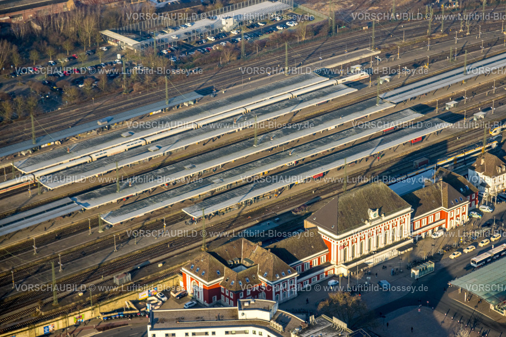 Hamm250200717Mitte | Luftbild, Hauptbahnhof Hamm (Westf) Hbf, Bahnsteige und Gleisanlagen mit Bahnhofsgebäude DB Reisezentrum Hamm, Mitte, Hamm, Ruhrgebiet, Nordrhein-Westfalen, Deutschland