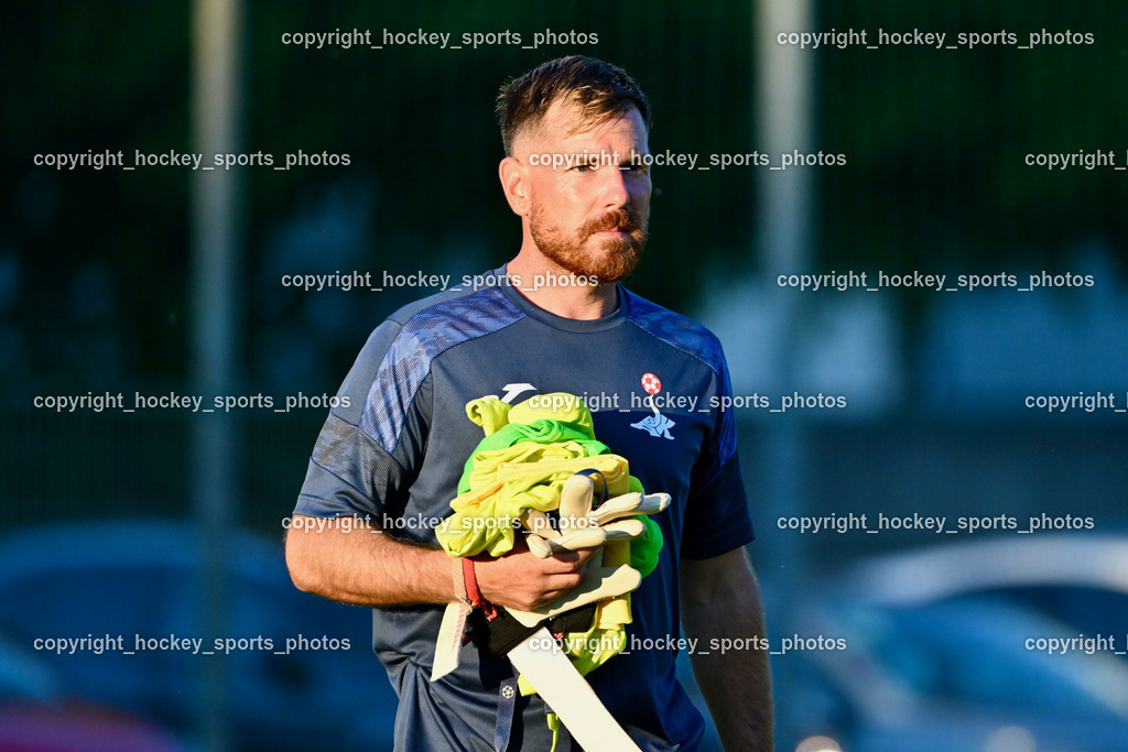SAK vs. SC St. Veit | Asisstentcoach SAK Simon Sadnek, SAK vs. SC St. Veit, SAK vs. SC St. Veit am 19.09.2025 in Klagenfurt (Sportpark Welzenegg), Austria, (Photo by Bernd Stefan)