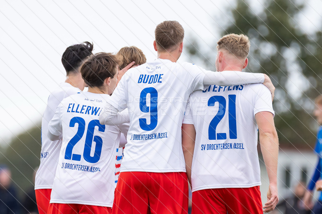 20251004_Picselweb-Fotografie_1R3_3324_web | Bezirkspokal Viertelfinale, SV Ahlerstedt/Ottendorf - SV Drochtersen/Assel II, Ergebnis 0:3. Foto: Jörg Struwe - picselweb.de - Realisiert mit Pictrs.com