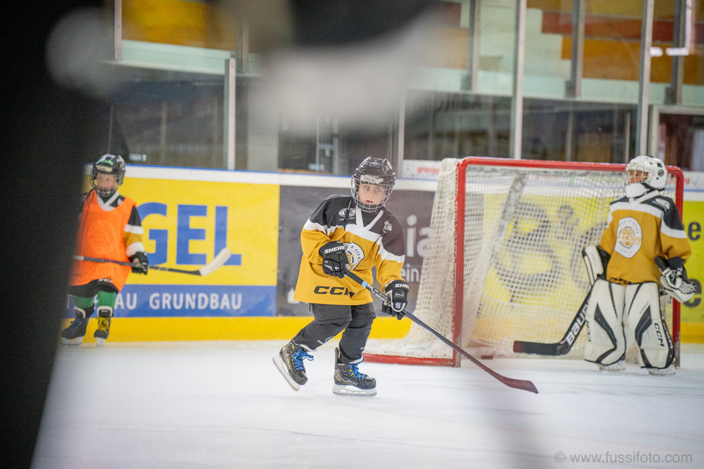 2025-09JP Hockey-Camp-Widnau-1514 | "Fussifoto.com – Ihr Ansprechpartner für hochwertige Fotografie! Entdecken Sie kreative Bilder und professionelle Dienstleistungen. Kontaktieren Sie uns für Ihre Projekte!"