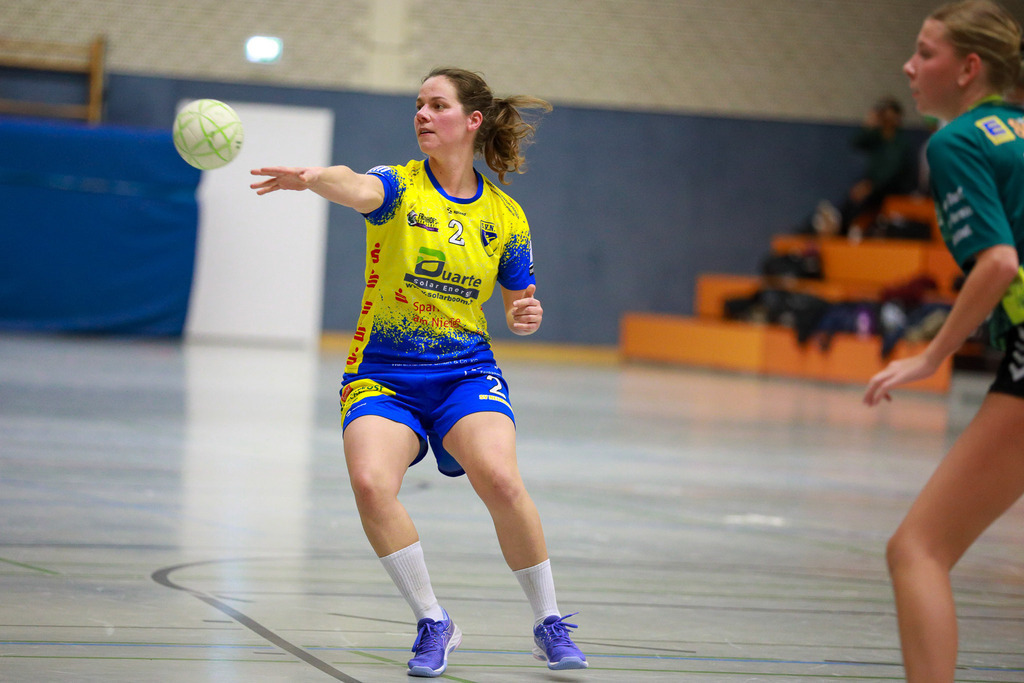 SVN_ SVFriedrichsfeld_141224_040 | Bildergalerie von Sport-Ereignissen aber auch von weiteren spannenden Dingen - nicht nur vom Niederrhein. In Anlehnung an den bekannten Spruch von Hanns Dieter Hüsch heißt das Motto: "Niederrhein ist überall".  - Realisiert mit Pictrs.com