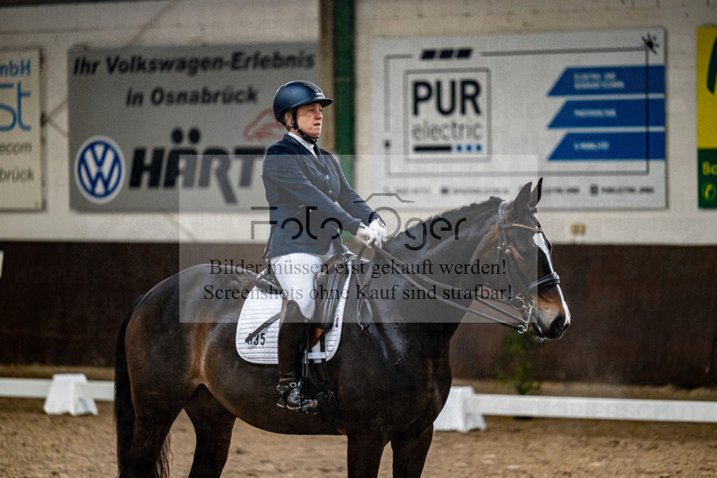 20240310-DOS_7632 | Entdecke hochwertige Reitturnierfotos von Foto Oger. Professionell, emotional und authentisch – jetzt Lieblingsmomente im Shop bestellen.Deutschlandweite Turnierfotografie. - Realisiert mit Pictrs.com