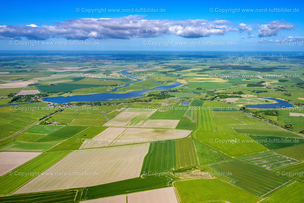 Rosenkranz_Rüttelbühler_See_ELS_0144300523 | AVENTOFT 30.05.2023 Felder in Rosenkranz bei Aventoft im Bundesland Schleswig-Holstein, Deutschland. // Fields in Rosary near Aventoft in the state Schleswig-Holstein, Germany. Foto: Martin Elsen