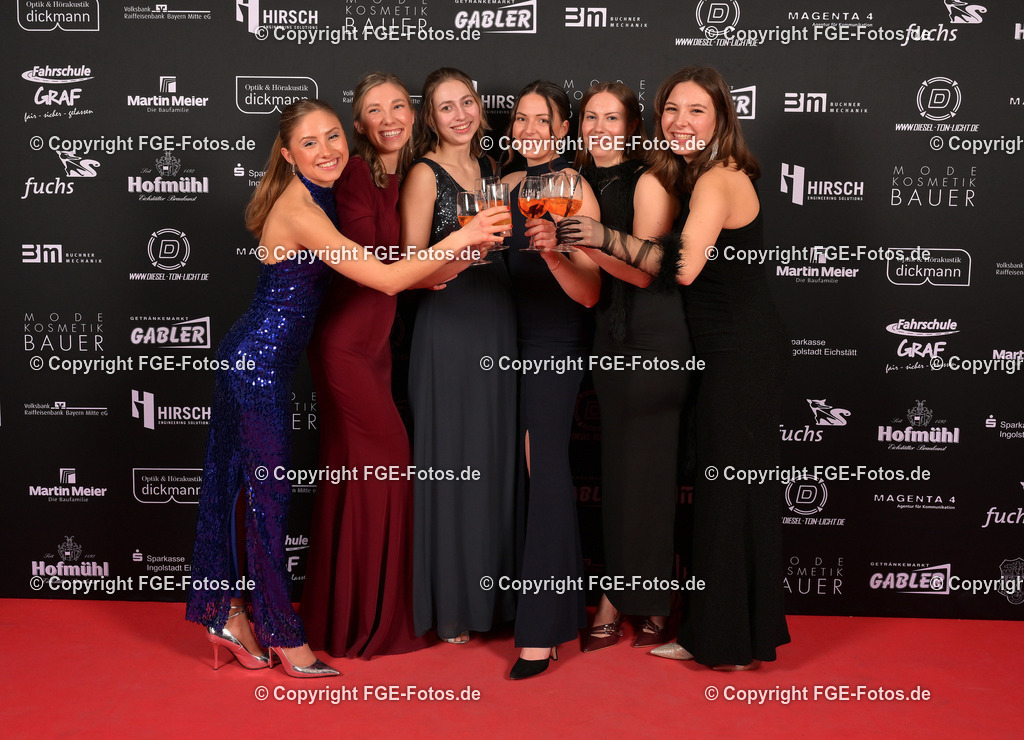 20240127-fge-fotos-0306 | Hofball der FGE am 27.01.2024 im Alten Stadttheater in Eichstätt. - Realisiert mit Pictrs.com