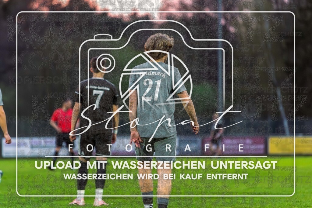 HMFGFS-1039 | Finn Schoenig (Heidmark 3 #21) beim Herren 3. Kreisklasse HK Spiel zwischen Heidmark III und FG Fulde-Stellichte im Heidmarkstadion, Bad Fallingbostel (Simon Paul Stopat) - Realisiert mit Pictrs.com