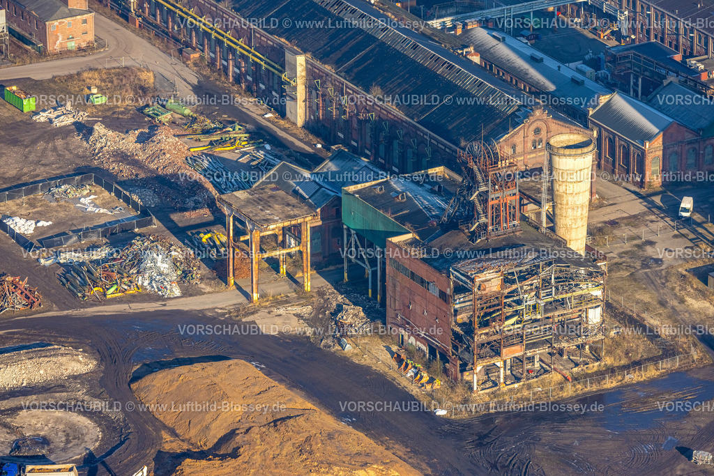 Hamm250201324Pelkum | Luftbild, CreativRevier Hamm, Hammerkopfturm an der ehemaligen Zeche Bergwerk Ost Heinrich Robert, Abrissarbeiten, Stadtbezirk Herringen, Hamm, Ruhrgebiet, Nordrhein-Westfalen, Deutschland