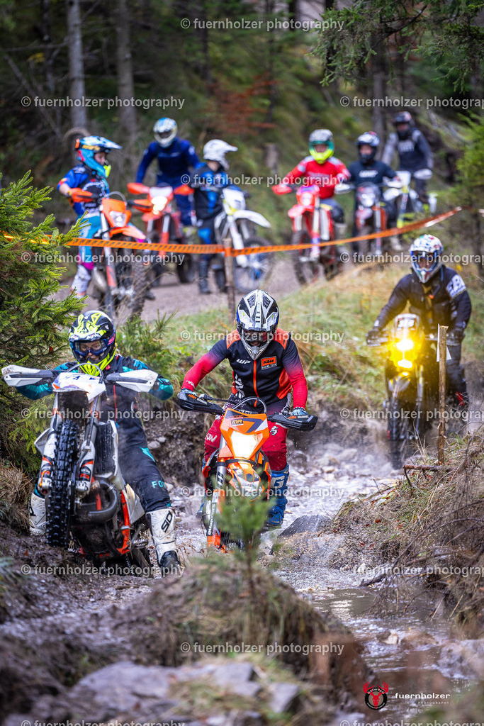 fuernholzer_241026-C2-163 | Fotografische Impressionen von der Red Stag Enduro Extreme by fuernholzer-photography.com. Endurosport in Österreich fotografisch festgehalten von fuernholzer. Auftragsfotografie für Private, Gewerbefotos und Industriefotografie. Eventfotografie, Sportfotografie und Motorsportfotografie. Anbieter von Fotoworkshops, Fototraining, fotografischen Vorträgen und Fotoseminaren.