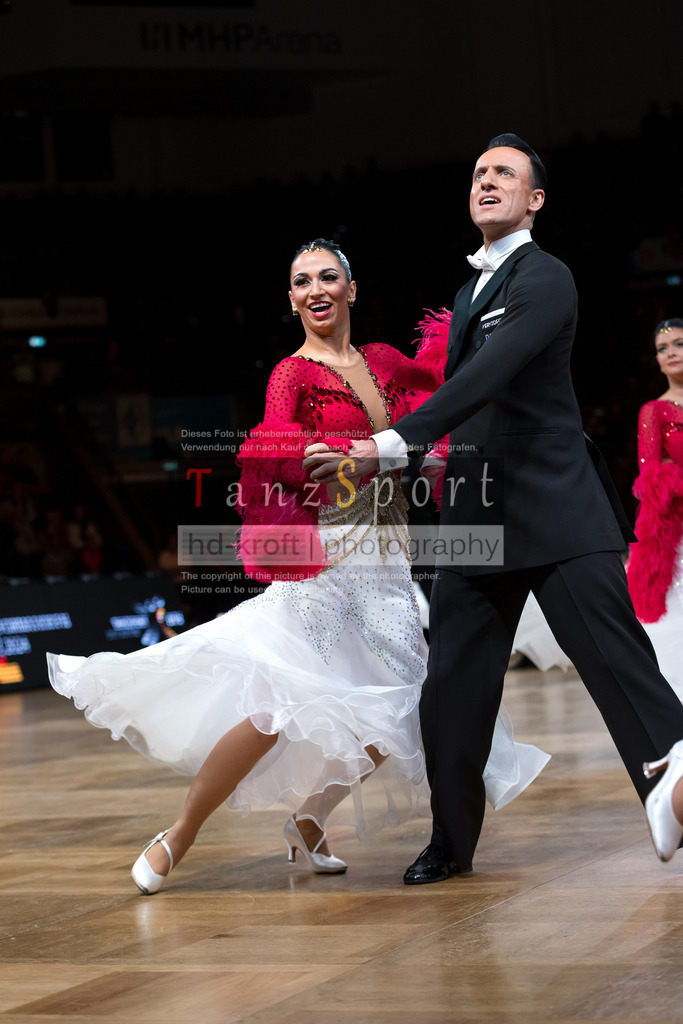 20241109_DM-Formationen_6743 | Tanzsportbilder, Standardtanz, Lateintanz, WDSF, DTV, LTVB, dancecomp, goc, hessen tanzt, blaues band der spree, walzer, tango, wiener walzer, slowfox, quickstepp, samba, rumba, cha-cha-cha, paso doble. jive, hd-kroft photography, turniertanzsport