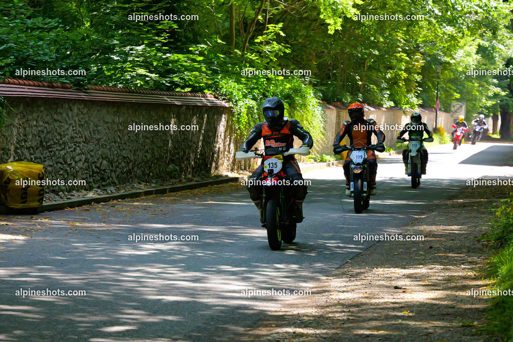 P1036719 | Erleben Sie atemberaubende, hochqualitative Fotos Ihrer Fahrt entlang der malerischen Alpenstraßen. Besuchen Sie alpineshots.com, um professionelle Aufnahmen Ihrer unvergesslichen Reise zu finden und zu kaufen - Realisiert mit Pictrs.com