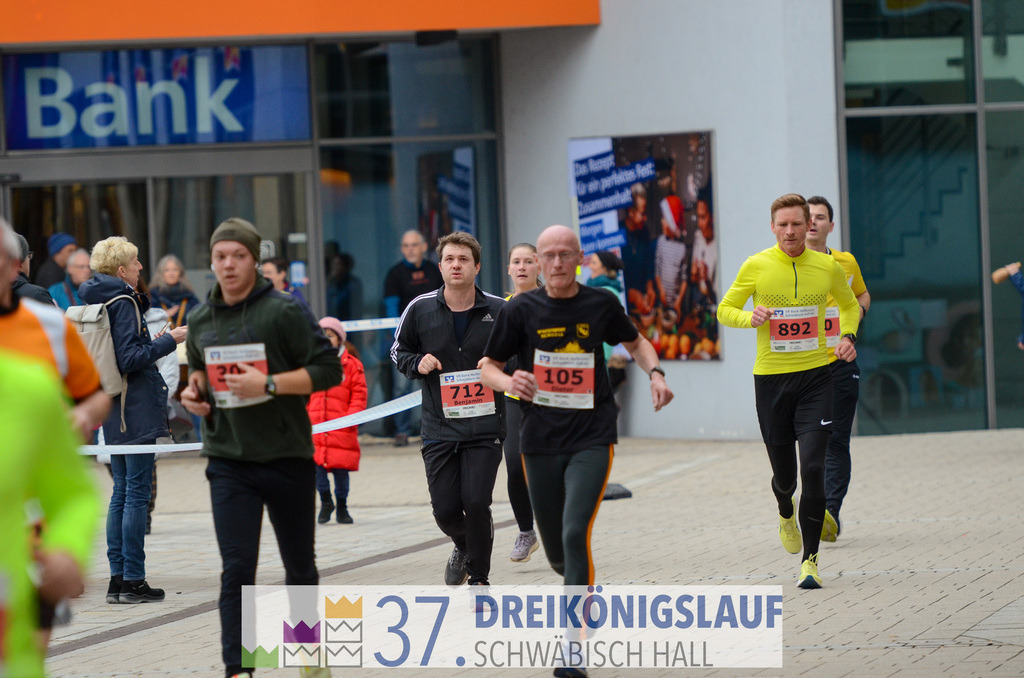VR Bank Hauptlauf 10000m | 3 Koenigslauf 2023 - Realisiert mit Pictrs.com