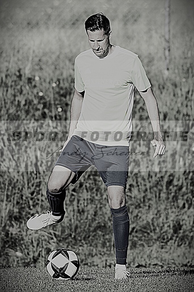 hDSC_2462 | Kaufen Sie Sportbilder im Onlineshop von Andy Scherrer Sportfotografie. Faszinierende Bilder von Sportevents aus der ganzen Schweiz. Fussball, Frauenfussball, Unihockey, Handball, Schwingen und weiteren Sportarten. - Realisiert mit Pictrs.com