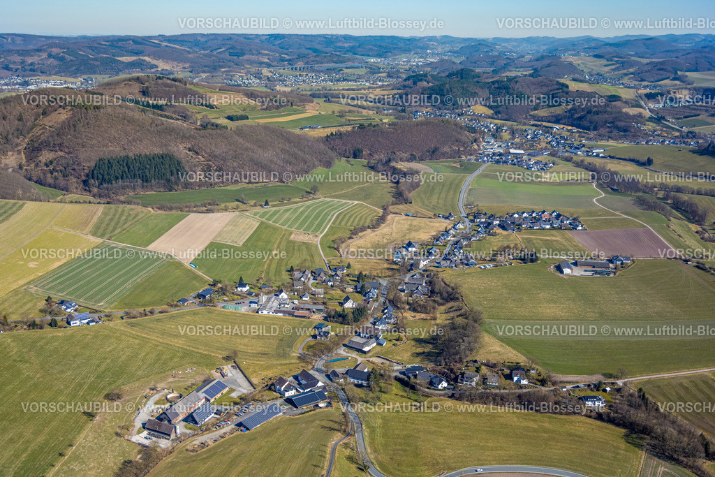 Meschede250304639 | Luftbild, Wohngebiet Ortsansicht Ortsteil Visbeck, Waldgebiet und Hügellandschaft, Meschede, Sauerland, Nordrhein-Westfalen, Deutschland