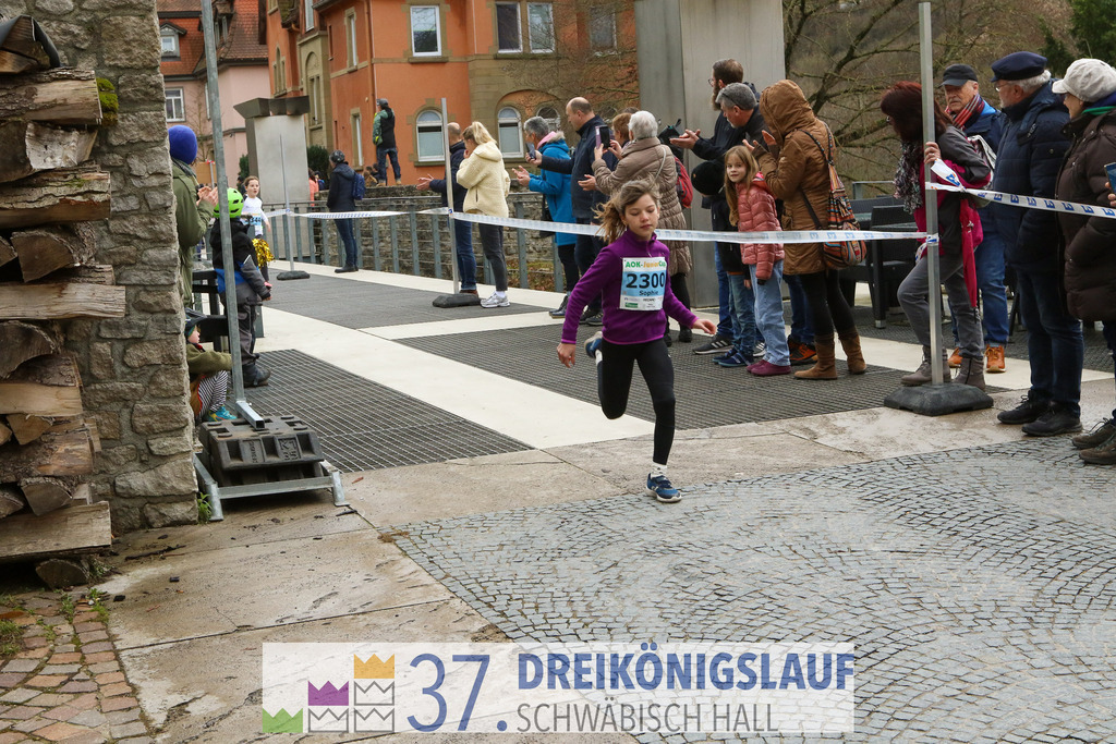 AOK JuniorCup 400m | 3Koenigslauf 2023 - Realisiert mit Pictrs.com