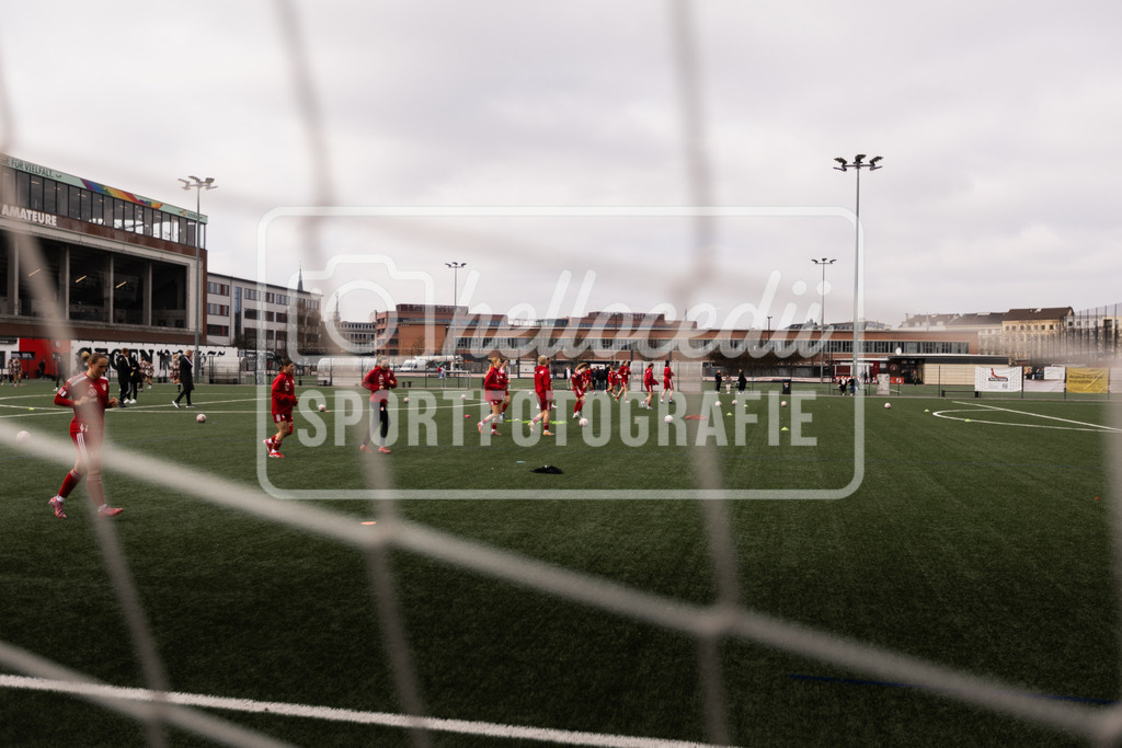 Fußball I Frauen I Saison 2025-2026 I Regionalliga Nord I 15. Spieltag I St. Pauli - SpVg Aurich-7 | realhellocedii - Realisiert mit Pictrs.com