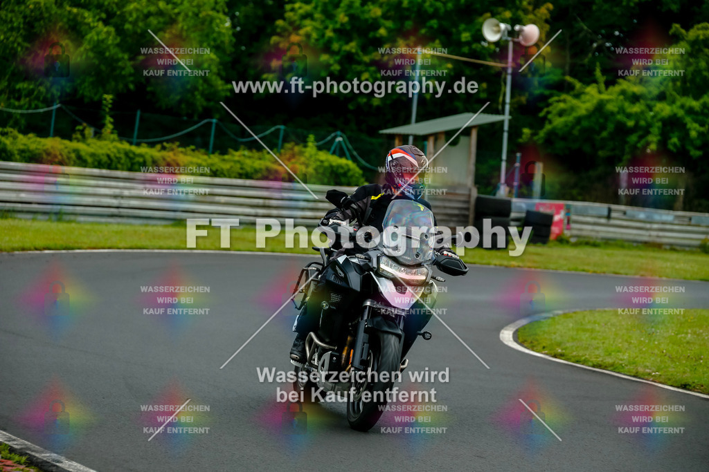 VBK-3591 | Hier findet Ihr Bilder von Touristenfahrten auf der Nürburgring Nordschleife oder von anderen Veranstaltungen die ich besucht habe. Viel Spass beim Durch Schauen 