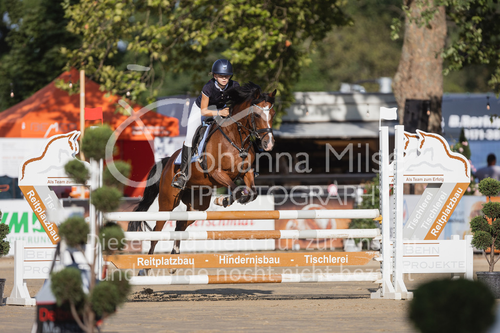 220825_Delbrueck_PonyTrophy-187 | Deine schönsten Turniermomente als professionelle Fotos! Entdecke hochwertige Pferdesport-Fotografie im Online-Shop. Jetzt Fotos finden & bestellen!