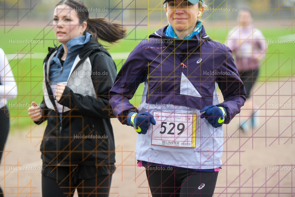 Neusser Erftlauf 2025  | 15km Neusser Erftlauf 2025 Foto: Heldenfoto.de