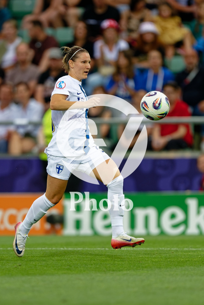 Norway v Finland - UEFA Women's EURO 2025 Group A | SION, SWITZERLAND - JULY 6: Natalia Kuikka of Finland controls the ball  during the UEFA Womens EURO 2025 Group A match between Norway and Finland at Stade de Tourbillon on July 6, 2025 in Sion, Switzerland. (Photo by Giuseppe Velletri/Sports Press Photo/Getty Images)