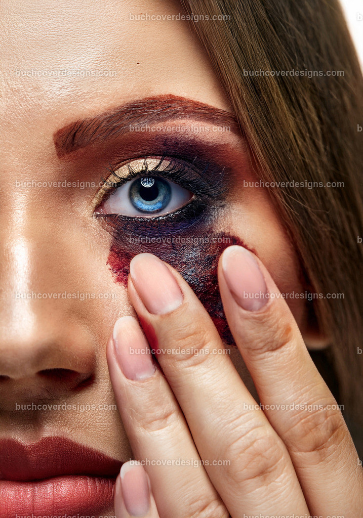Geschlagene Frau mit Auge Verletzung im Gesicht | Entdecken Sie kreative Buch Cover Designs für Self-Publishing-Autoren und Verlage! Unsere maßgeschneiderten Designs ziehen Leser an und bringen Ihre Geschichten visuell zum Leben. Lassen Sie uns Ihr perfektes Cover gestalten!