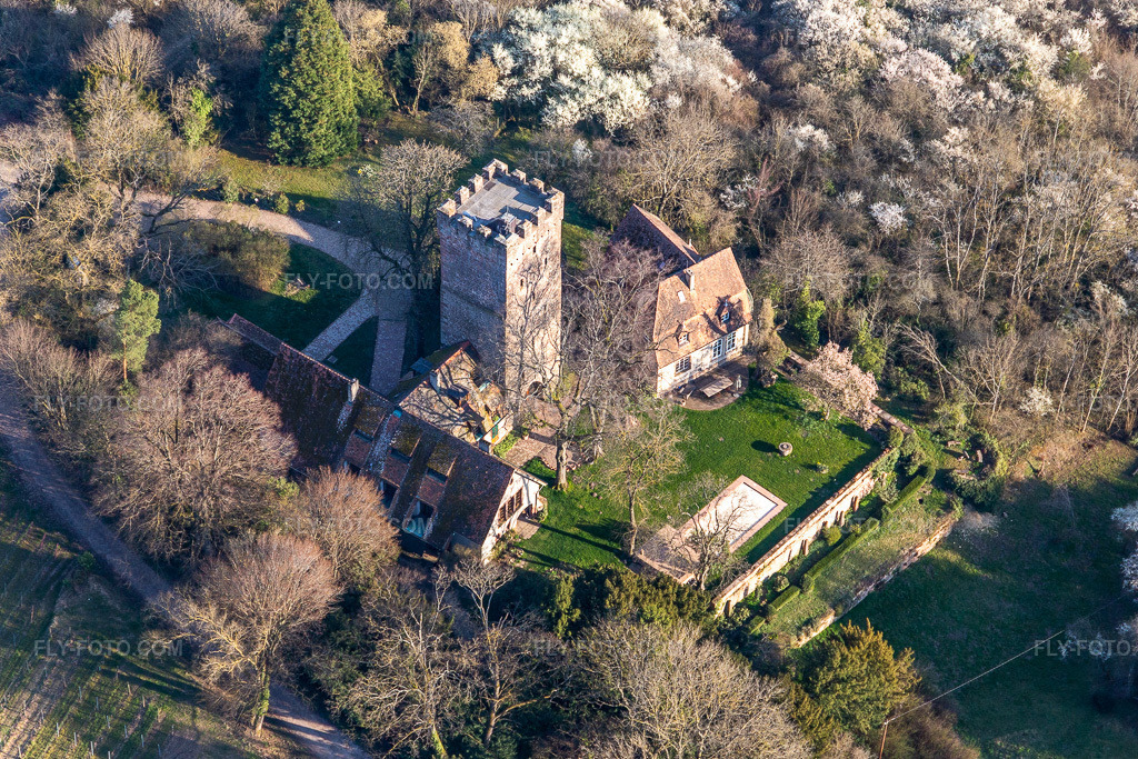 Aerial view: Château Saint-Paul in Wissembourg in the state Bas-Rhin, France. – Photo: IMG_130939.jpg taken on 03/22/2022 by Werner Riehm/FLY-FOTO.com – Resolution of the original: 5200 x 3466 px