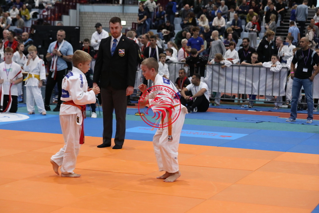 1J7A3091 | Fotos vom Adler Cup - Pictures from Adler Cup

Hier findet Ihr alle Eindrücke und großen Momente der Adler Cup Wochenenden. Here you will find all impressions and great moments of the Adler Cup weekends. - Realisiert mit Pictrs.com