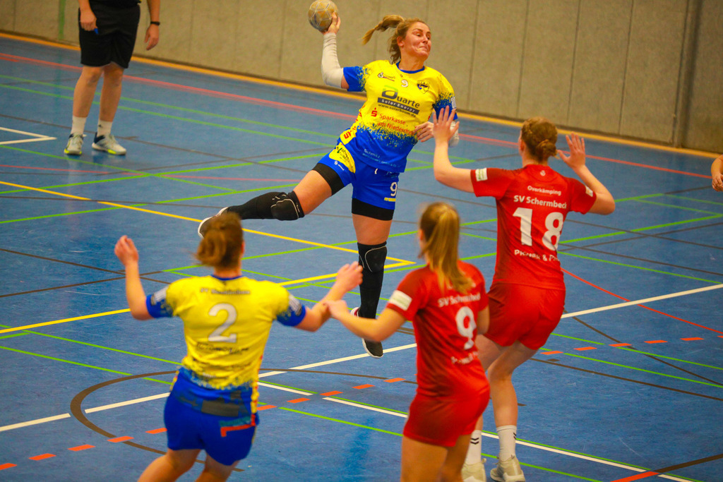 SvSchermbeck_SVN_061225_128 | Bildergalerie von Sport-Ereignissen aber auch von weiteren spannenden Dingen - nicht nur vom Niederrhein. In Anlehnung an den bekannten Spruch von Hanns Dieter Hüsch heißt das Motto: "Niederrhein ist überall".  - Realisiert mit Pictrs.com