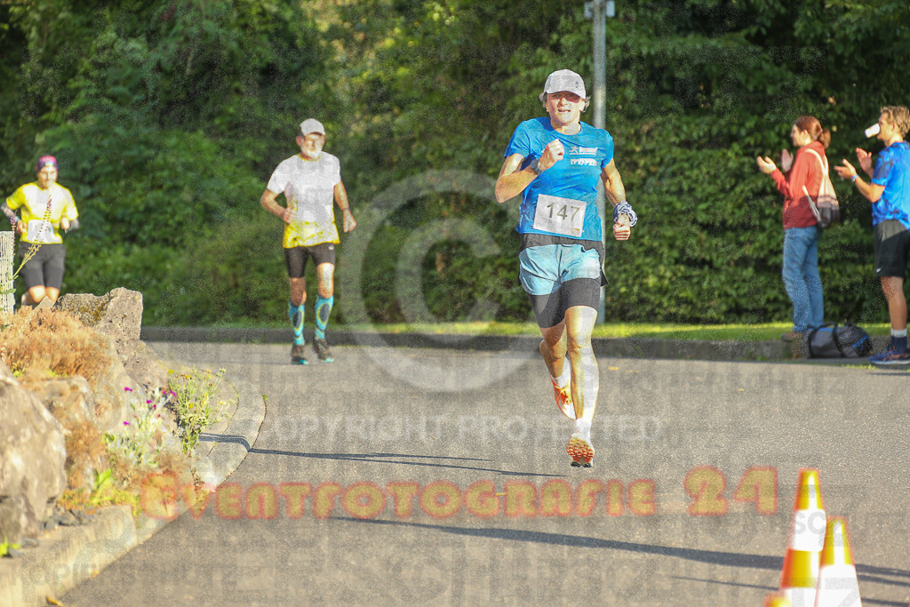 250801_1916_EX1_7451 | Sportfotografie im Rhein-Sieg Kreis, Köln, Bonn, NRW, Rheinland Pfalz, Hessen, etc. Unser Tätigkeitsfeld umfasst den Laufsport vom Volkslauf über den Marathon, Duathlon, Triathon bis zum Ultralauf wie Kölnpfad Ultra oder Schindertrail.