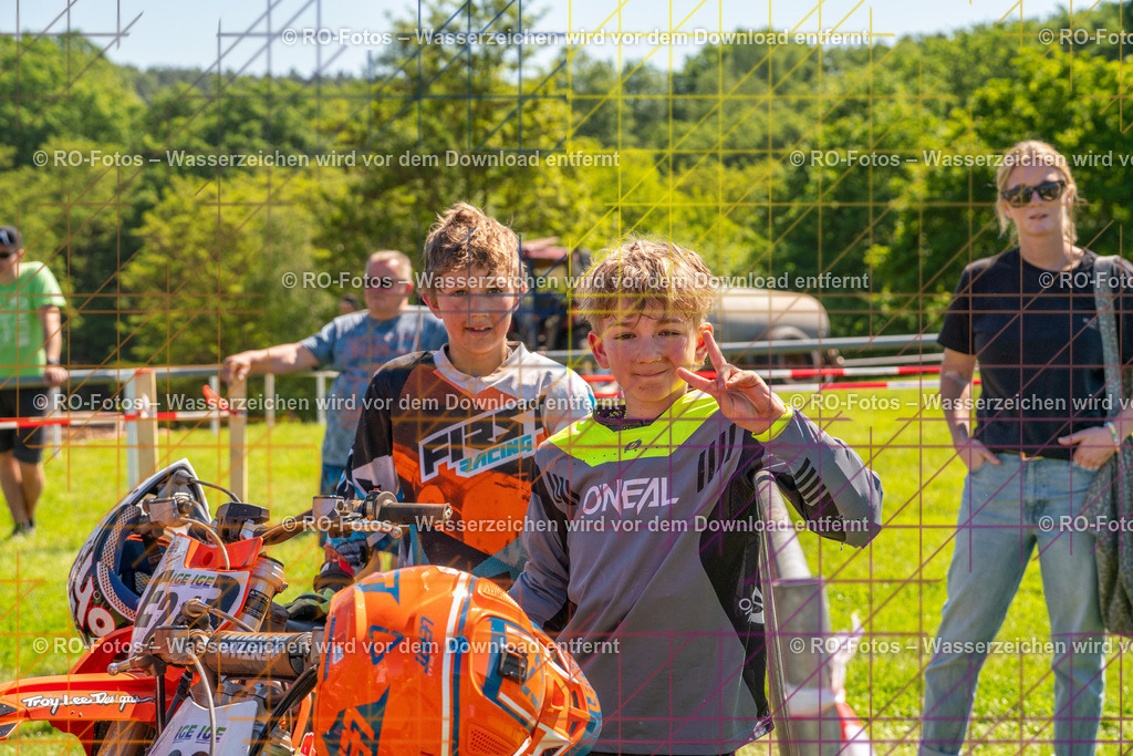 Wolfshausen 1 Lauf -1140 | Sportfotografie von RO-Fotos: Motorsport, Motocross, Enduro, Laufveranstaltungen und Triathlon. Professionelle Fotos von Sportlern und Events. - Realisiert mit Pictrs.com