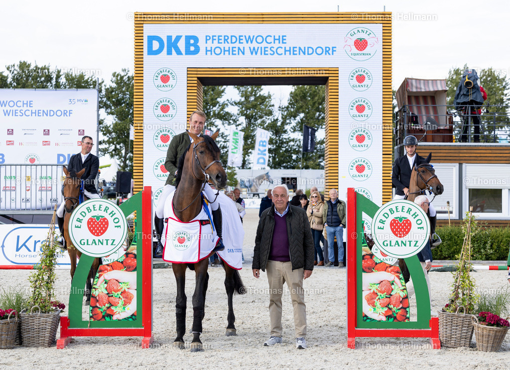 TH_350-WILL David (GER)_ Xixo Borgia_28662 | DKB Pferdewochen Hohen Wieschendorf am 23.05.25 in Hohen Wieschendorf, 350WILL David (GER), Xixo Borgia