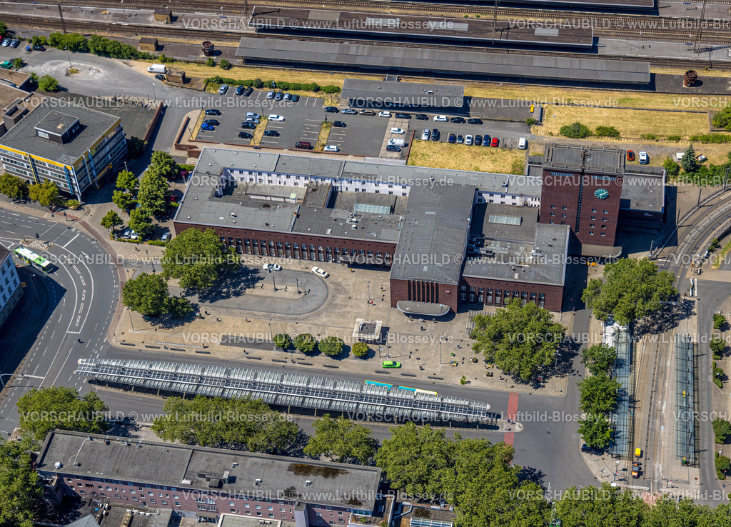 Oberhausen230705250 | Luftbild, Hauptbahnhof mit Vorplatz, Busbahnhof, Innenstadt, Oberhausen, Ruhrgebiet, Nordrhein-Westfalen, Deutschland