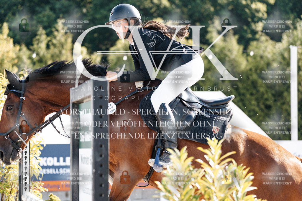 CK907562 | Turnierfotografie Pferdefotografie Trier Rheinland-Pfalz Pferdesport Reitsport Tierfotografie Sportfotografie Pferdevideo Pferdevideografie Equestrianvideography equestrianphotography  - Realisiert mit Pictrs.com